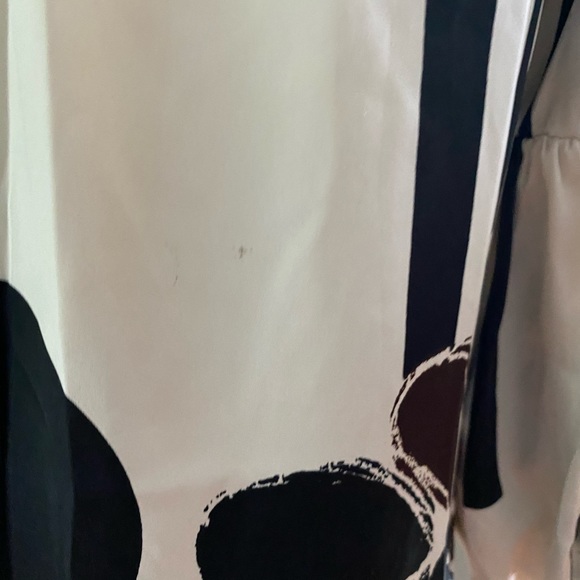 Becky & Max Black & Cream Abstract Print Dress - Picture 6 of 8